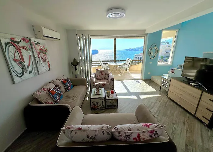 Luxury Diva Sea View Apartment, Bougainville Bay